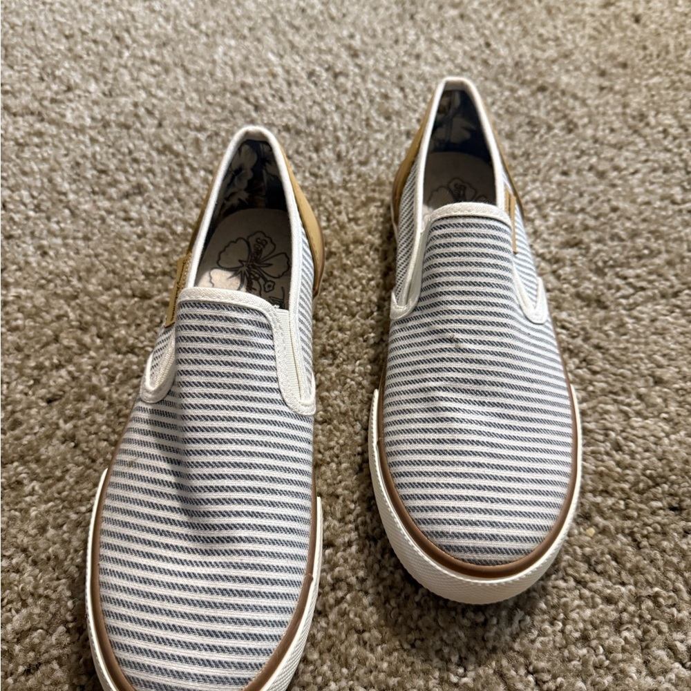 Tommy Bahama Blue and White Striped Casual Slip-Ons - Picture 2 of 5
